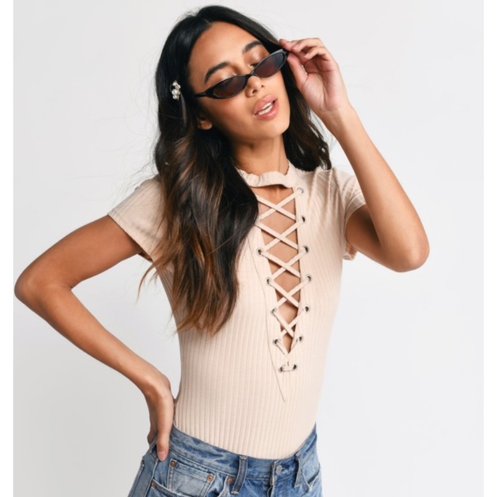 TOBI Bodysuit - Picture 2 of 7